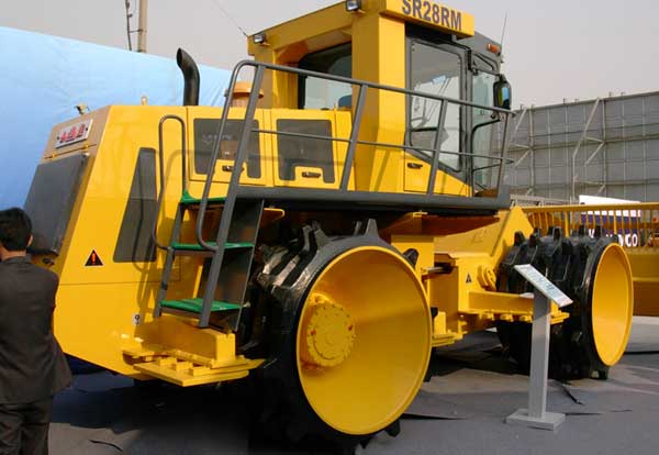 �����������-������-Shantui-SR28RM